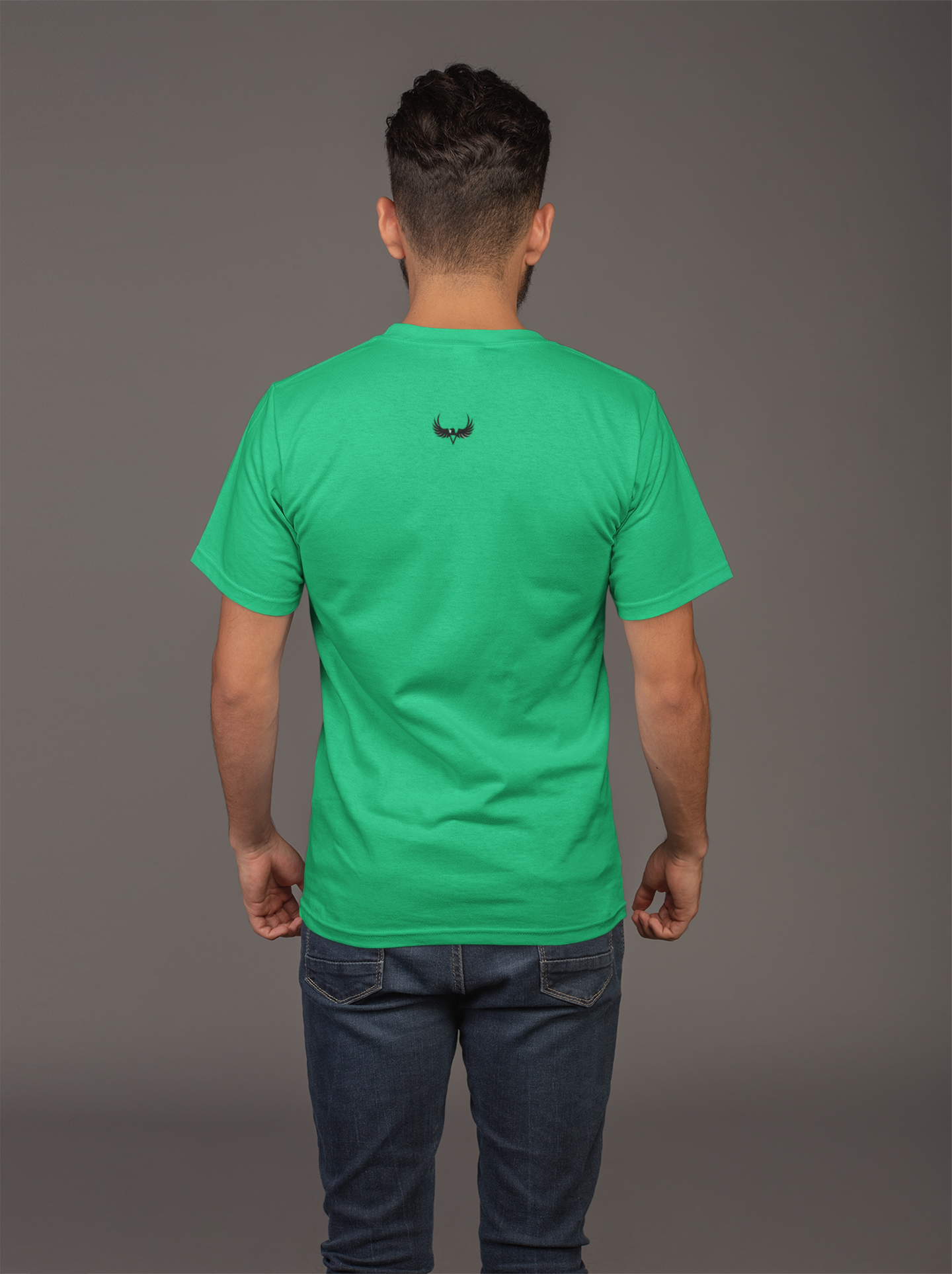 Avenster Green Graphic Print T-shirt